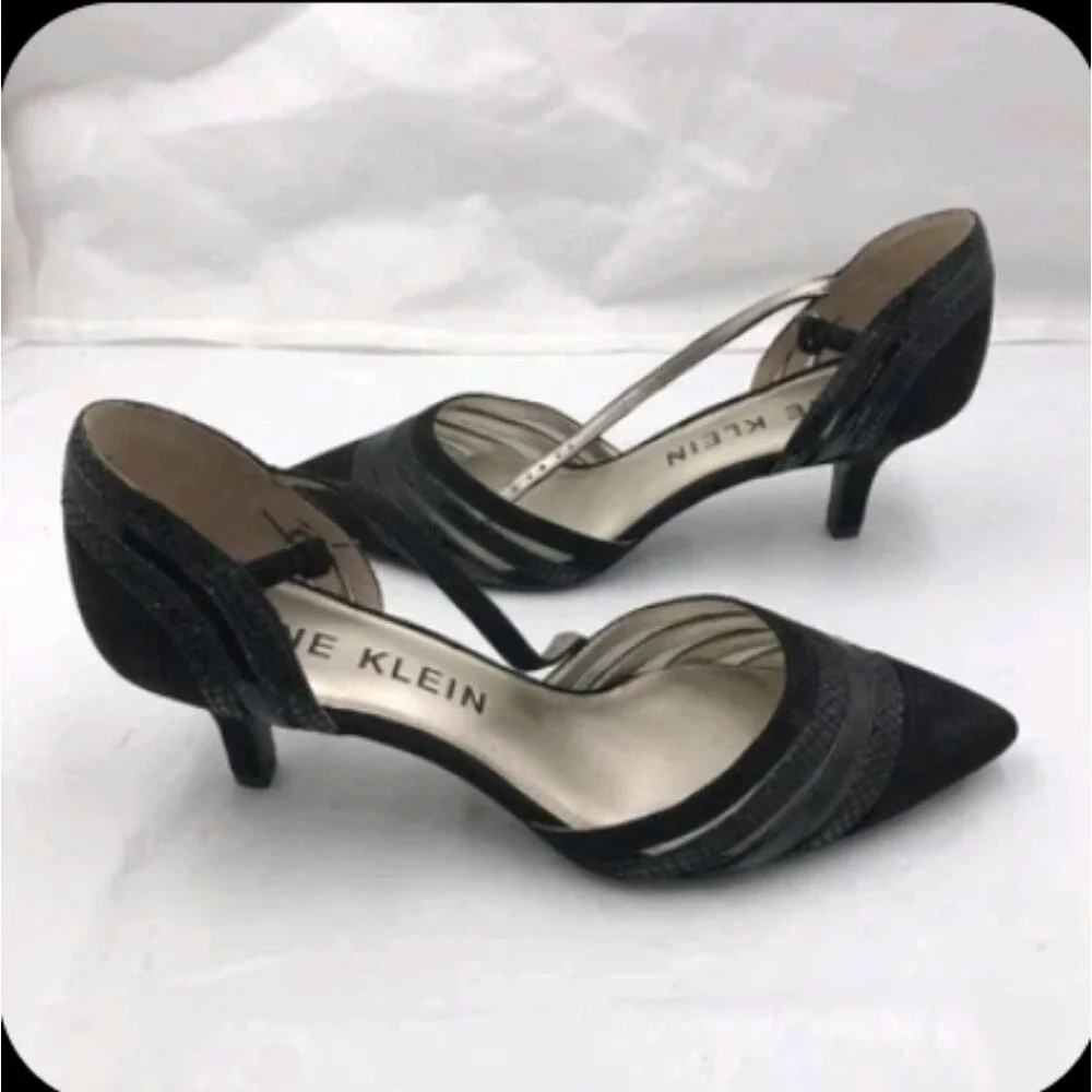 Anne Klein Designer Strappy Black Kitten Low Heels 10
